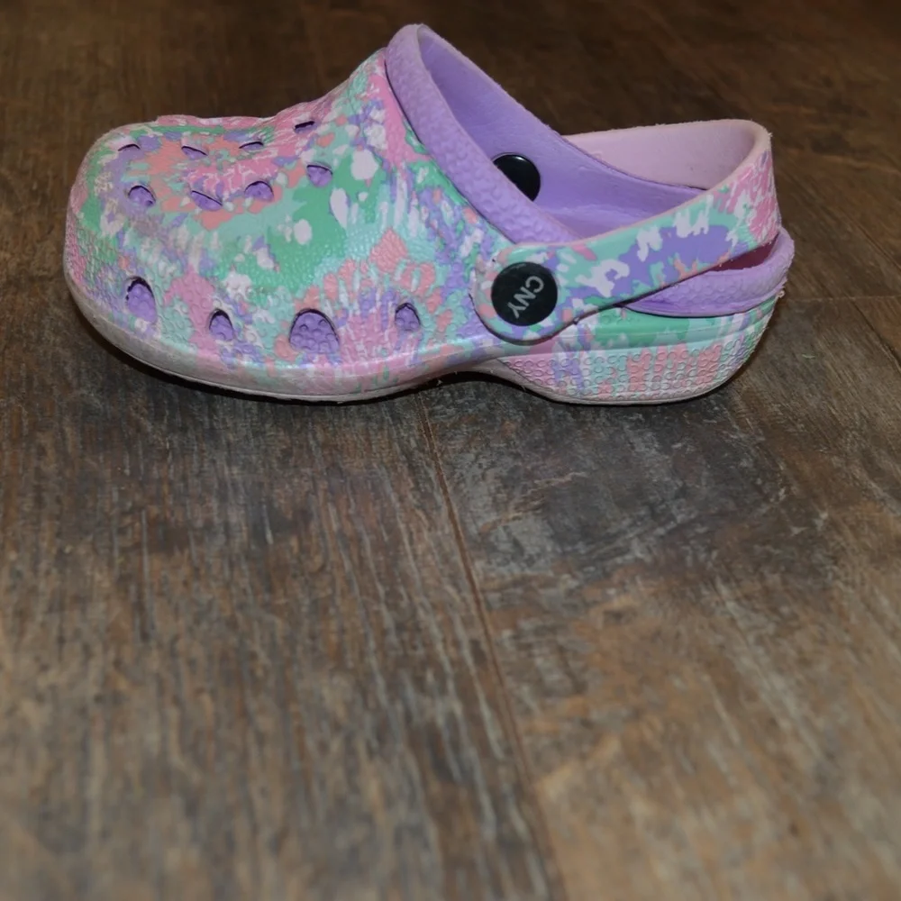 Capelli Slip on Purple and Pink Shoe